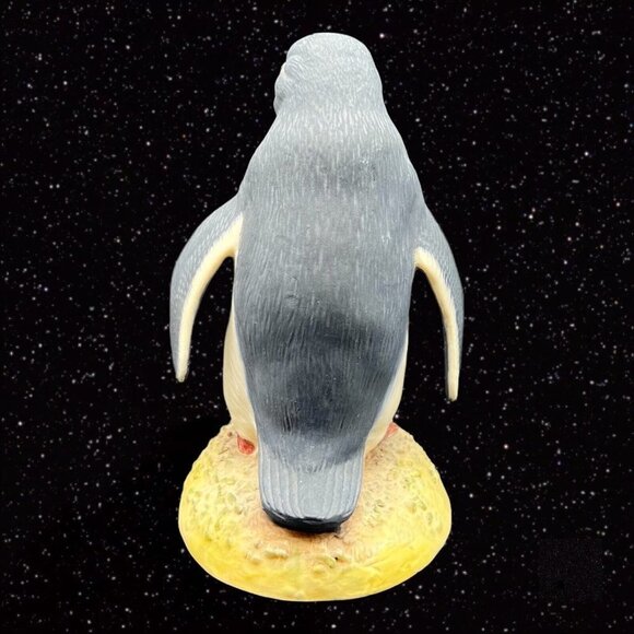 Aynsley Adelie Penquin Fine Porcelain by John Aynsley 1975 England Porcelain - Picture 5 of 9